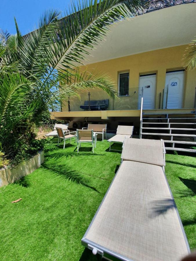 Appartamento 8 Pax In Villa Francesca Sicily Sul Mare Casteldaccia Eksteriør billede