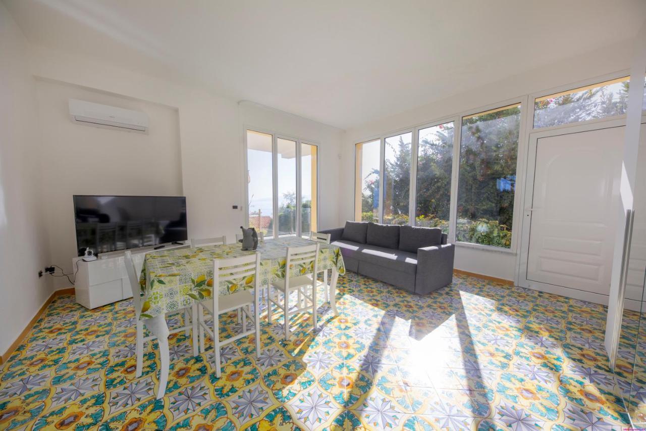 Appartamento 8 Pax In Villa Francesca Sicily Sul Mare Casteldaccia Eksteriør billede